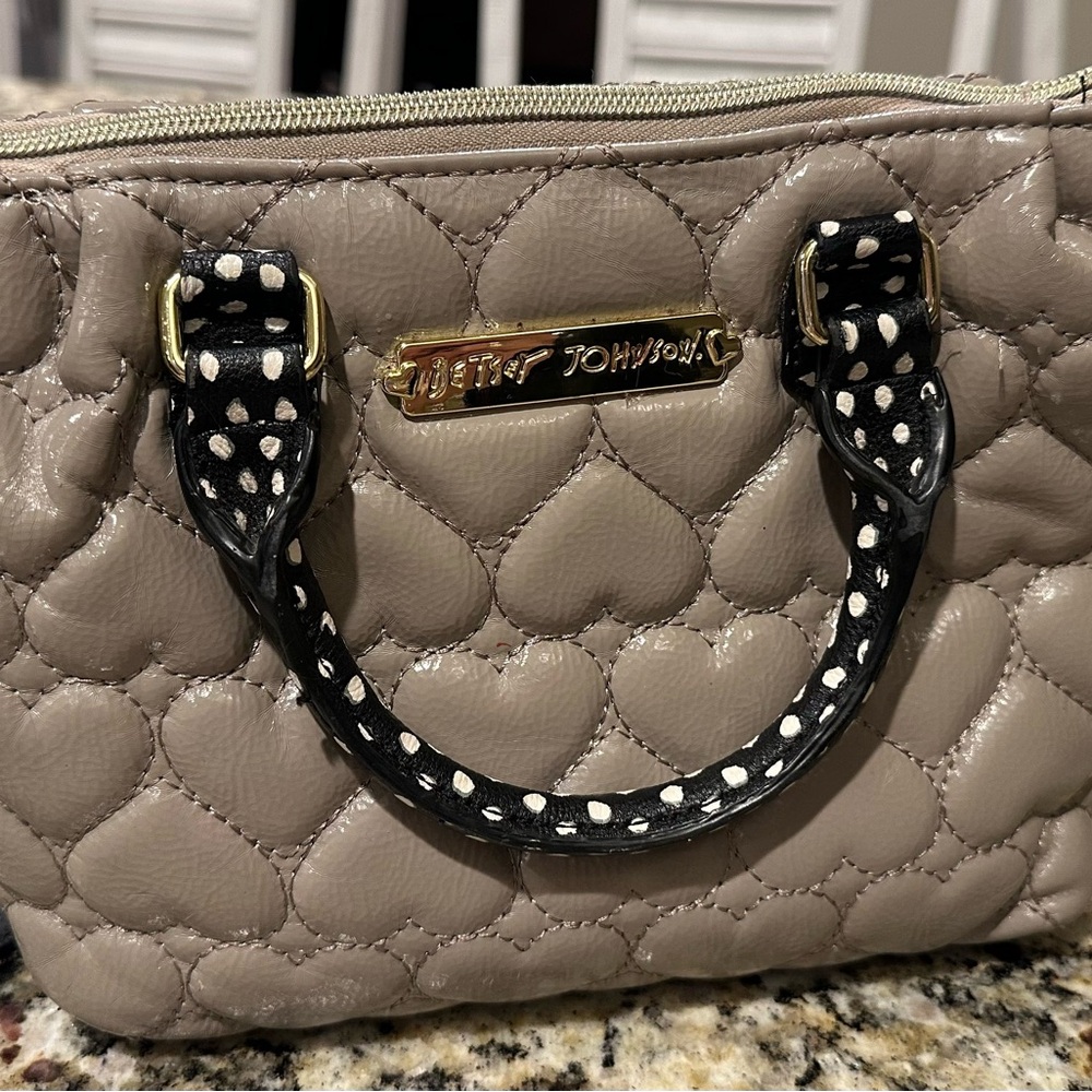 Betsey Johnson be mine quilted heart satchel